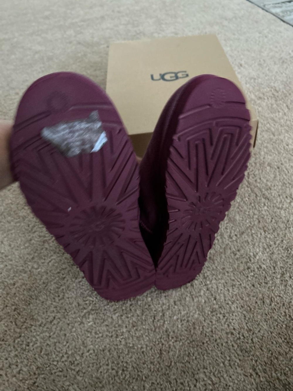 UGG ultra classic mini boots. - Picture 12 of 16